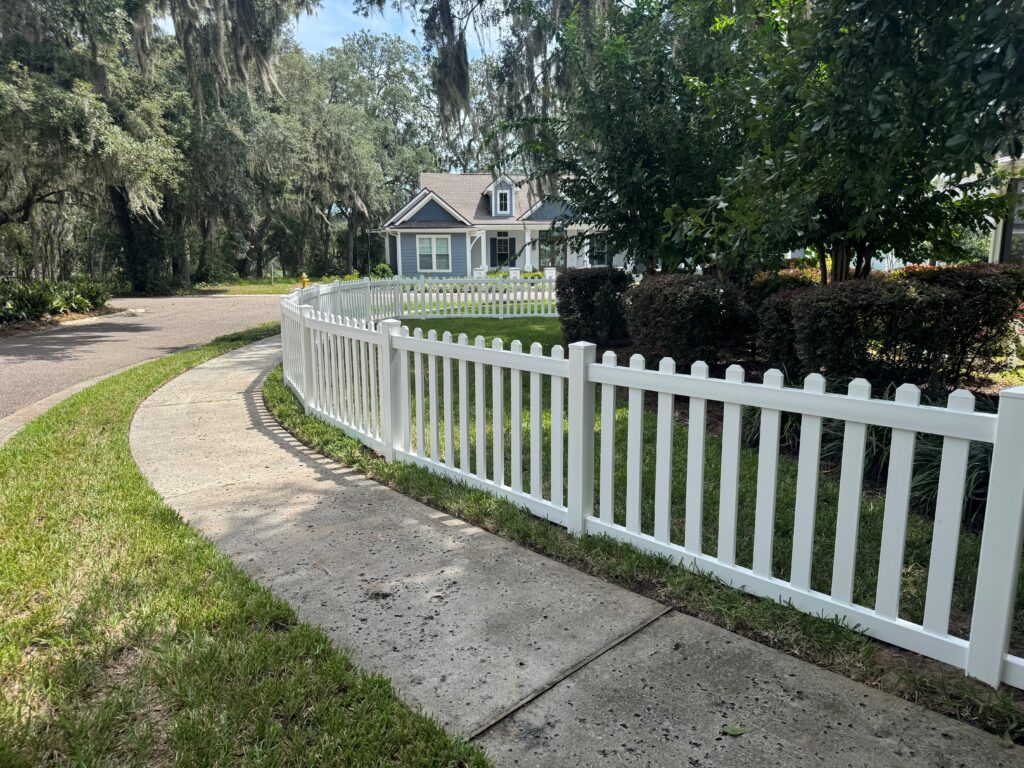 Gorgeous white vinyl fence versus aluminum fence