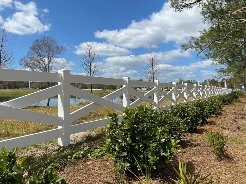 White custom vinyl fence