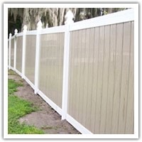 pictures of vinyl and aluminum fences